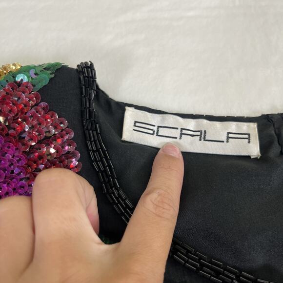VINTAGE Scala Silk Top Womens 1X Magenta Black Green Floral All Over Sequin - Picture 2 of 11